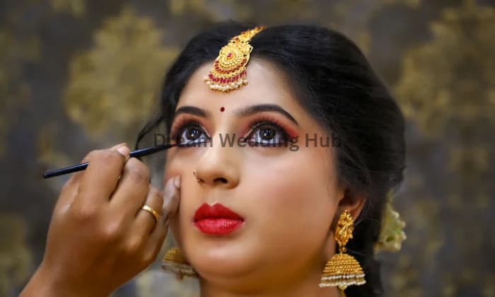 ALANKAR MAKEUP STUDIO