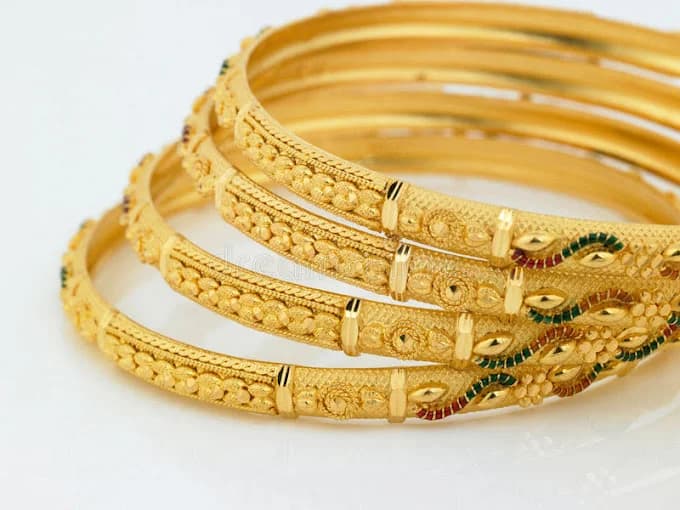 Elora Gold  Diamonds