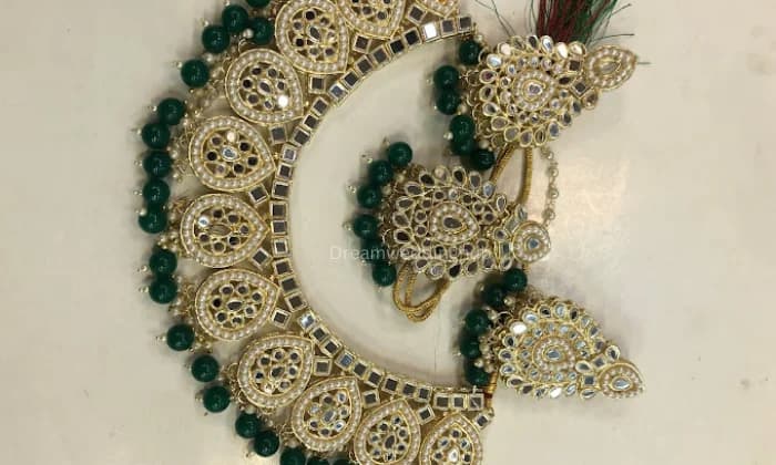 Sri Chakra Nivasini Jewellers