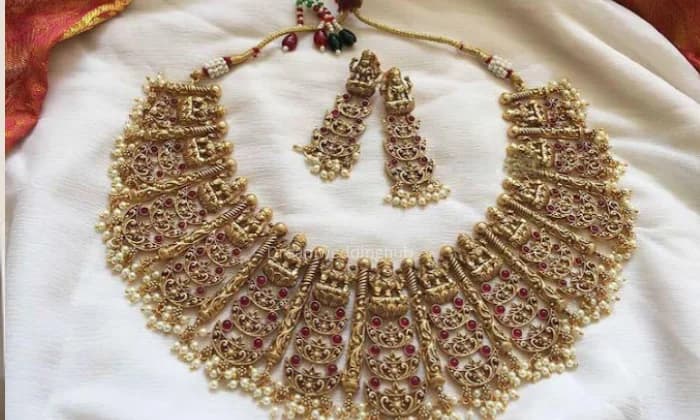 Tejaswini Diamonds  Jewels