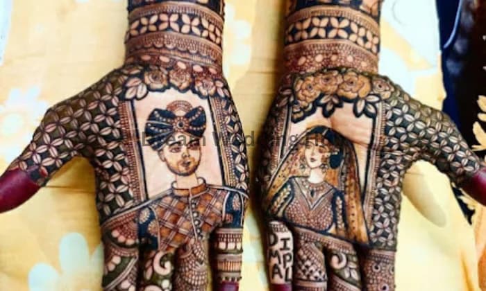 Kirti mehndhi designer