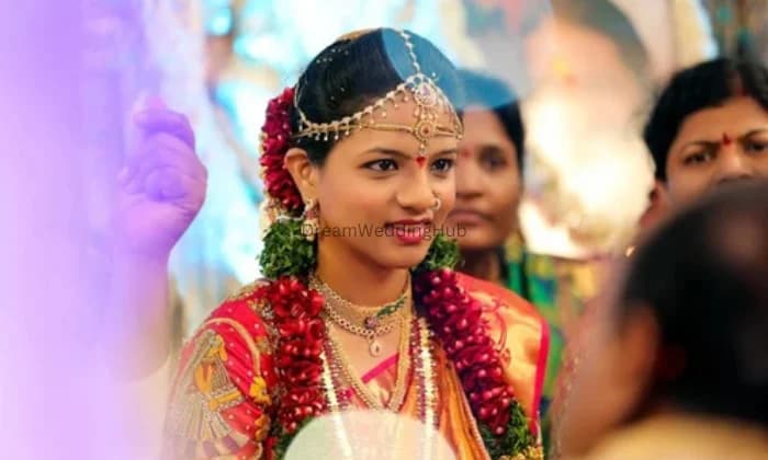 Collins Family Salon Studio