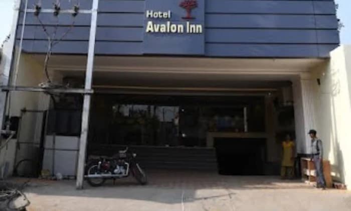Hotel Avalon Inn