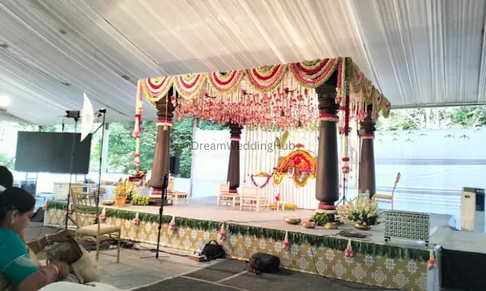 Capitol Village Resort