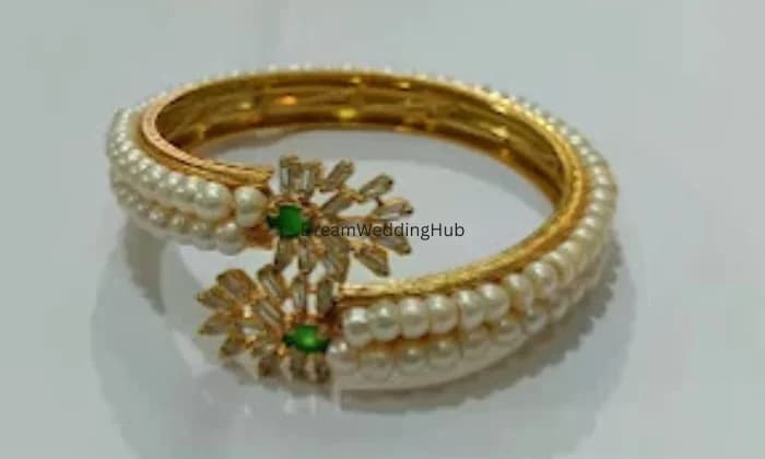 The Velvet Box  Bardhaman