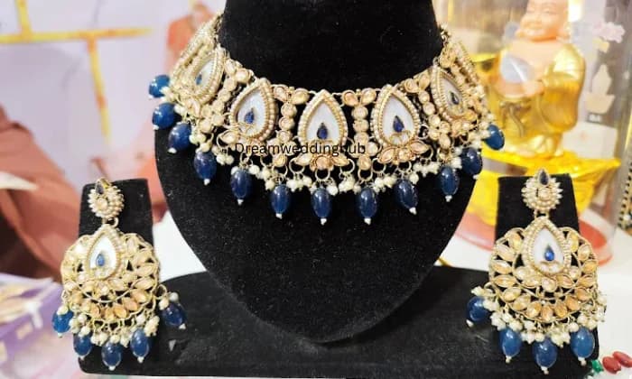 Gurukripa Gold And Silvers