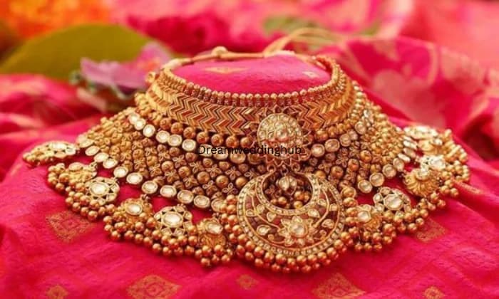 Maa Saraswati Jewellers