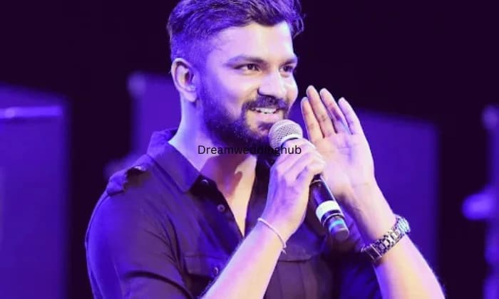 Anchor  Rj Love Shah