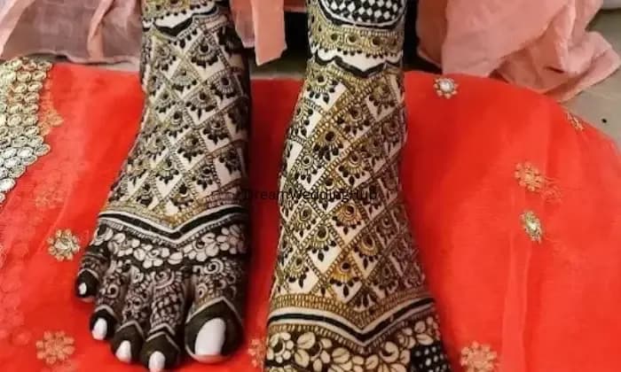 Raju Mehndi wala central delhi