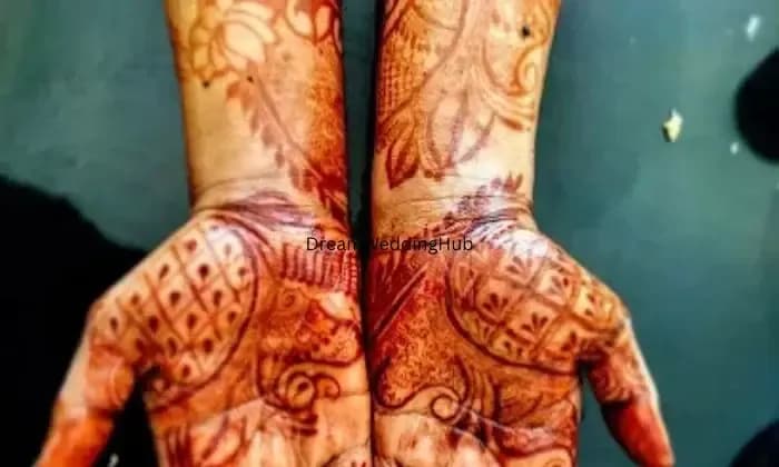 Omsai Mehandi  Artist
