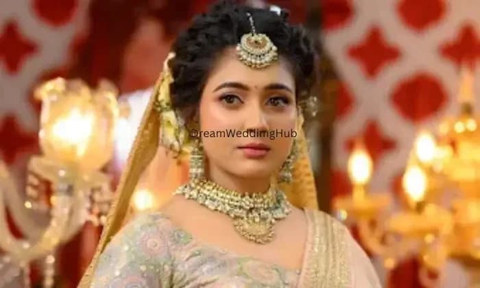 Professional Makeup artist Debashree