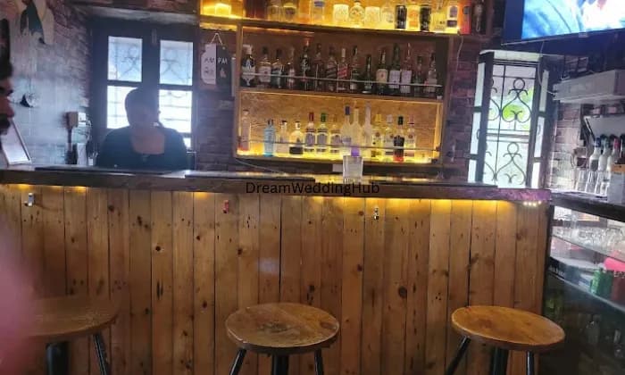 Makim's Kitchen  Bar