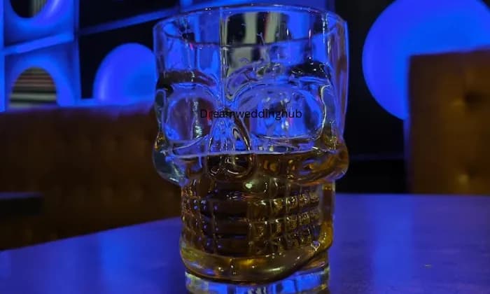 Cosmo Bar & Restaurant