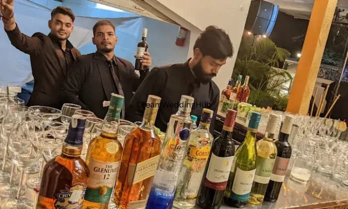 Bartenders In Delhi  SOWMRAS