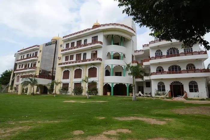 Hotel Rani Bagh