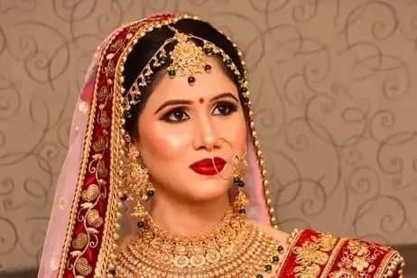 Isha Malhotra Artistry