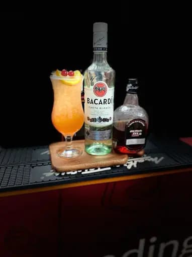 Kossmo Bartending School