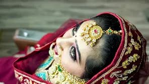 Glowing Pearls Salon