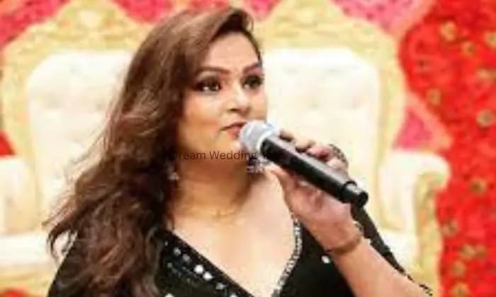 EMCEE Shweta Jaiswal