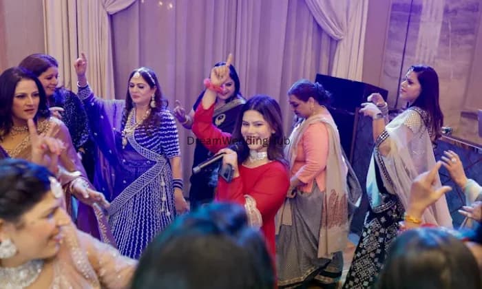 Anchor Priya Kaushik