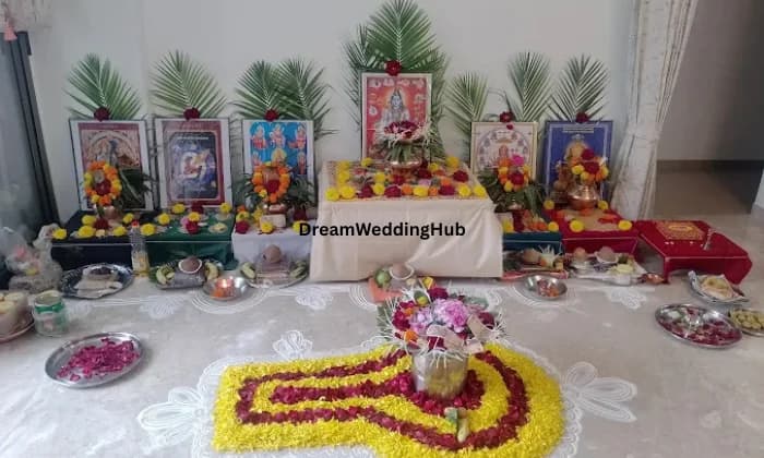 North Pandit Ji for Puja