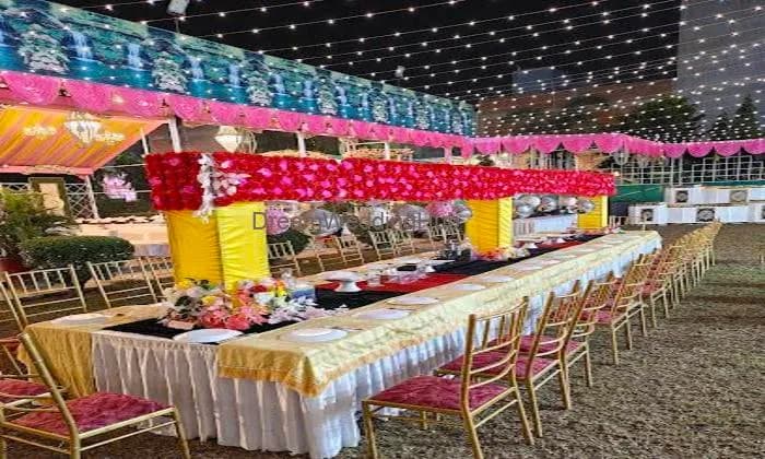 Fahmeena Biryani & Anwar Caterers