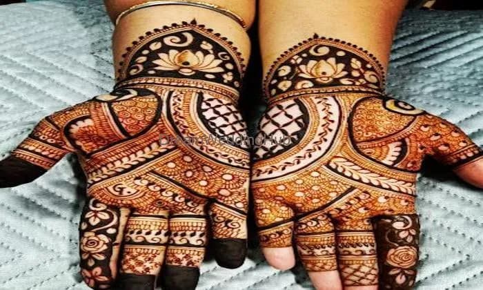 Mehendi designer