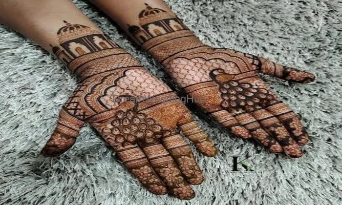 Krishna Mahendi & Classes