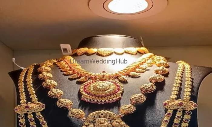 Maharaja gold and diamonds thrissur