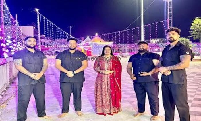 Palwan bouncer group