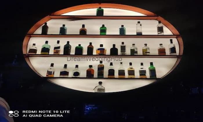 Bottom Sip Bar & Restaurant