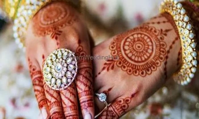 Shalu mehandi artist