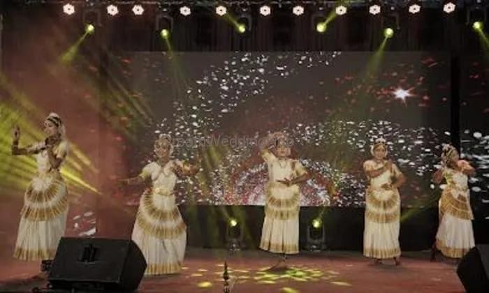 FOOTLIGHTS DANCE SCHOOL THRISSUR - Classical Dance Classes, Bollywood, Hip Hop, Folk, Contemporary Dance