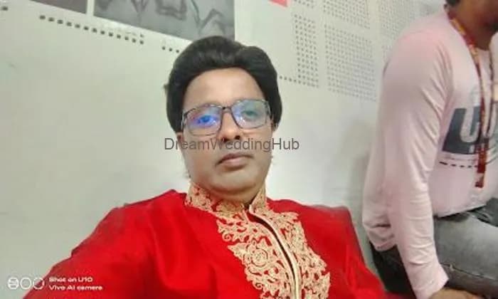 PRAVEEN SINGH SINGER