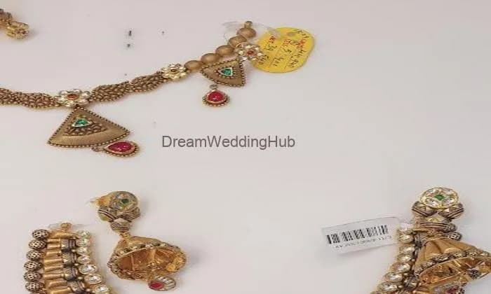 Best 916 Hallmark Gold Jewellery Showroom “Anoop jewellers”