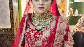 Navi Shaine Ladies Beauty Parler