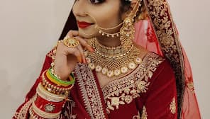 Kriti Salon & Academy