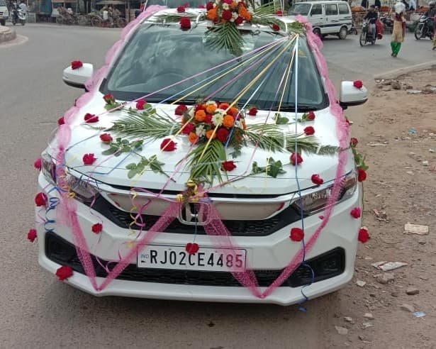 Manish Taxi Service Manish Taxi Service