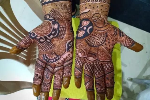 Rohit Mehandi Professional