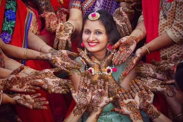 Abhishek Photo Friends