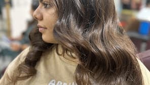 MUKTA MAKEOVERS  SALON