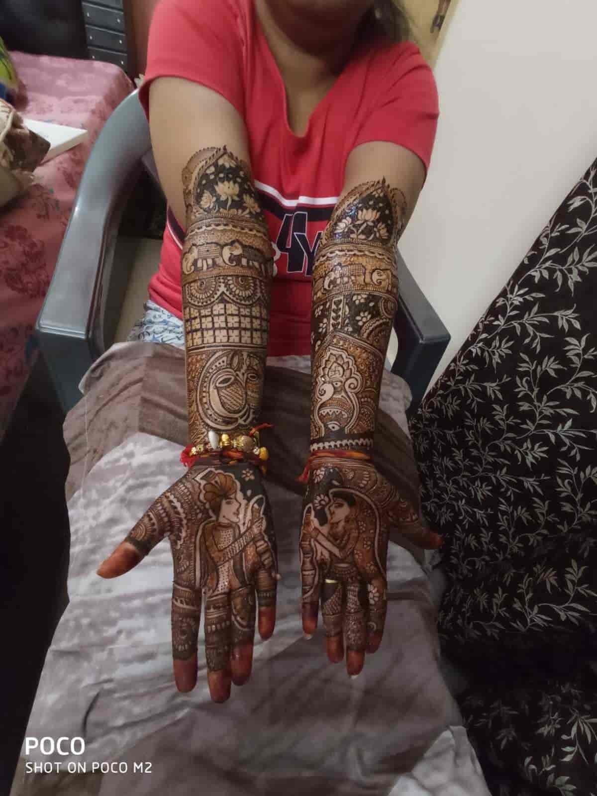 Pintu Bridal Mehandi Artist