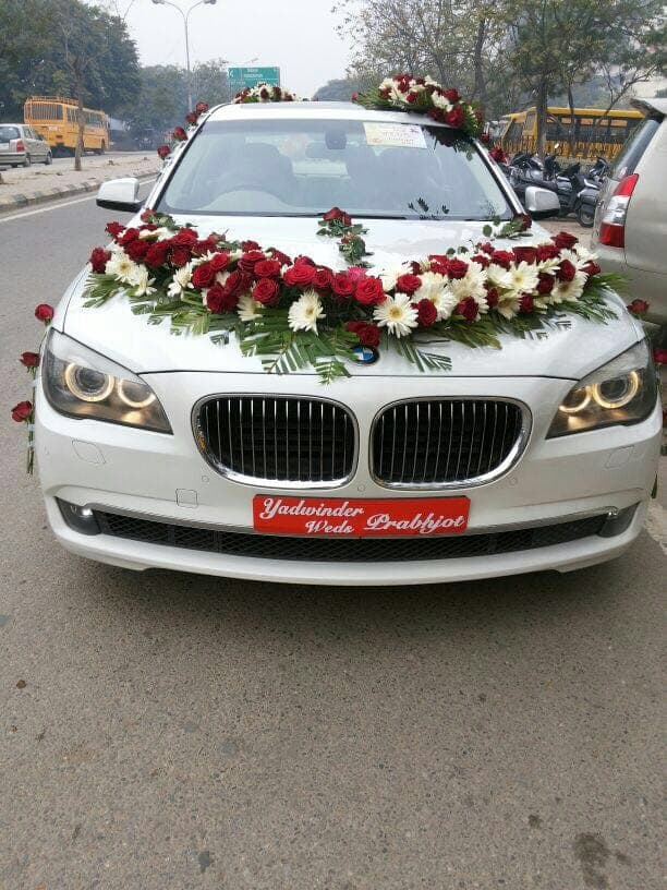 Luxury Wedding Car 