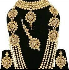 Dilip Tejnani Tikamdas Hiranand Jewellers