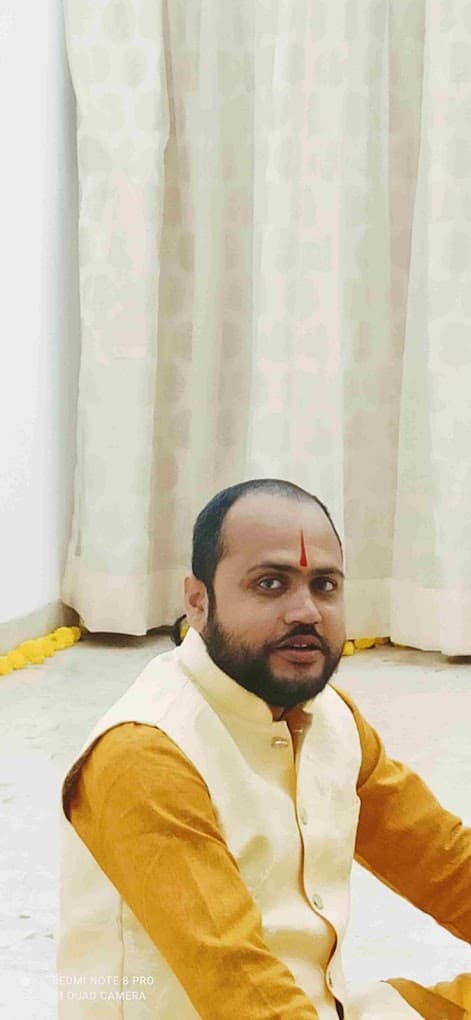 Pandit Rakesh Mishra