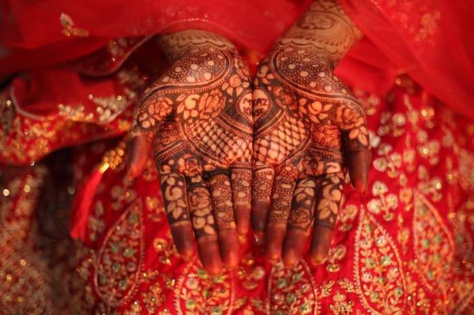 ameena mehandi artist