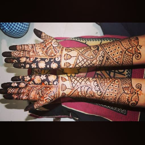 Hemal Mehndi artists