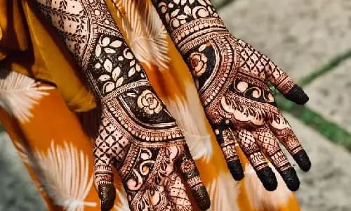Best Mehndi Artist
