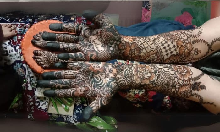 Sana Mehndi Artist