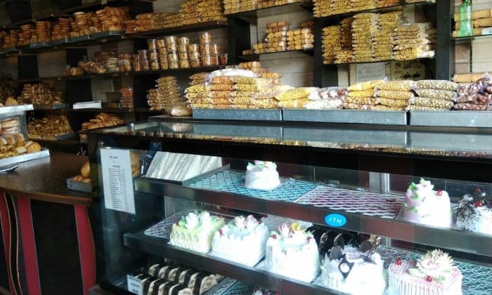 Manohar Bakery